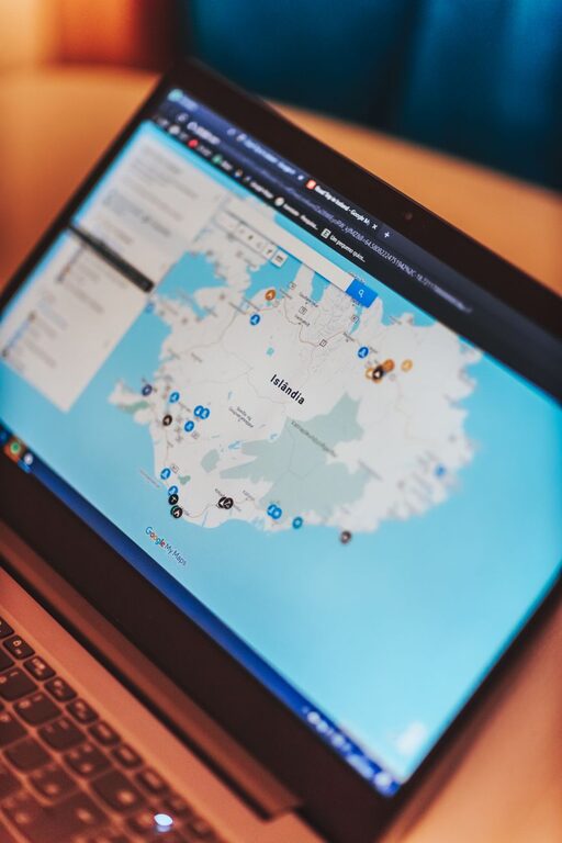 How to Use Online Maps for Safer, Easier Travel
